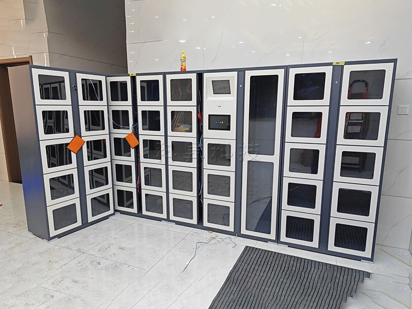 智能裝備管理借還柜